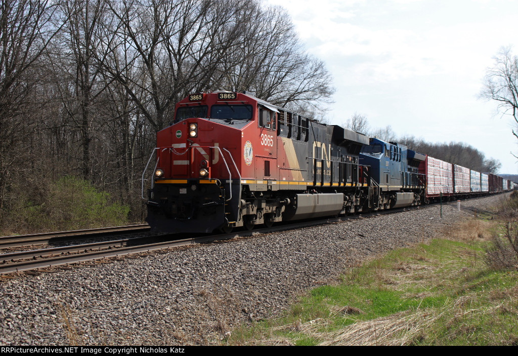 CN 3865 & GECX 2037